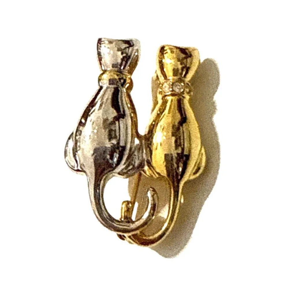 ANNE KLEIN Two Cats Brooch Silver Gold Tone Rhinestone AK Designer Pin 1.5